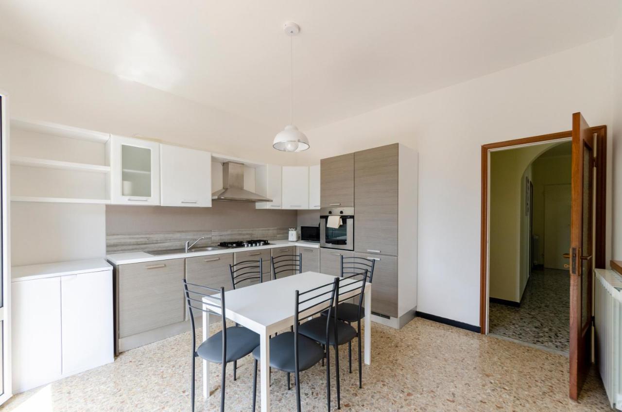 Joivy Family Flat With 3 Balconies, 10 Min To Beach Moneglia Bagian luar foto